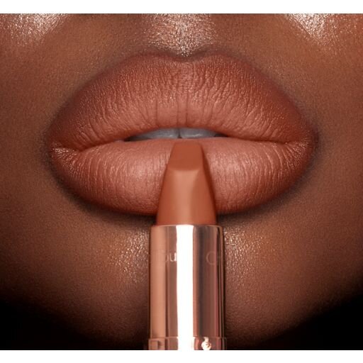 DIE SUPER NUDES MATTE REVOLUTION – CATWALKING