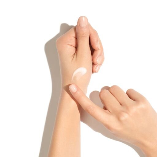 SERUM ZUR KORREKTUR VON PIGMENTFLECKEN UND ZUR WIEDERHERSTELLUNG DER AUSSTRAHLUNG 30 ML